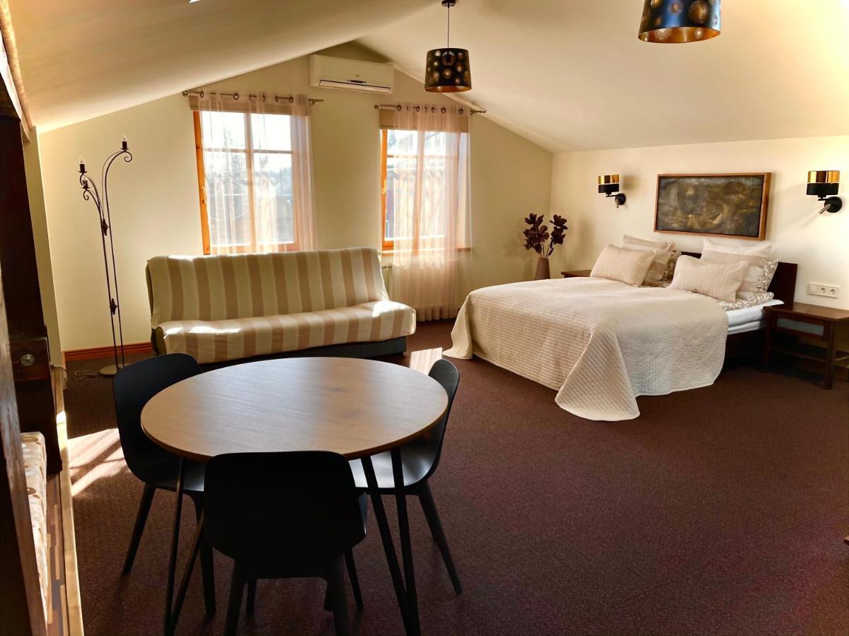 Hotel Vilhelmine リエパーヤ エクステリア 写真